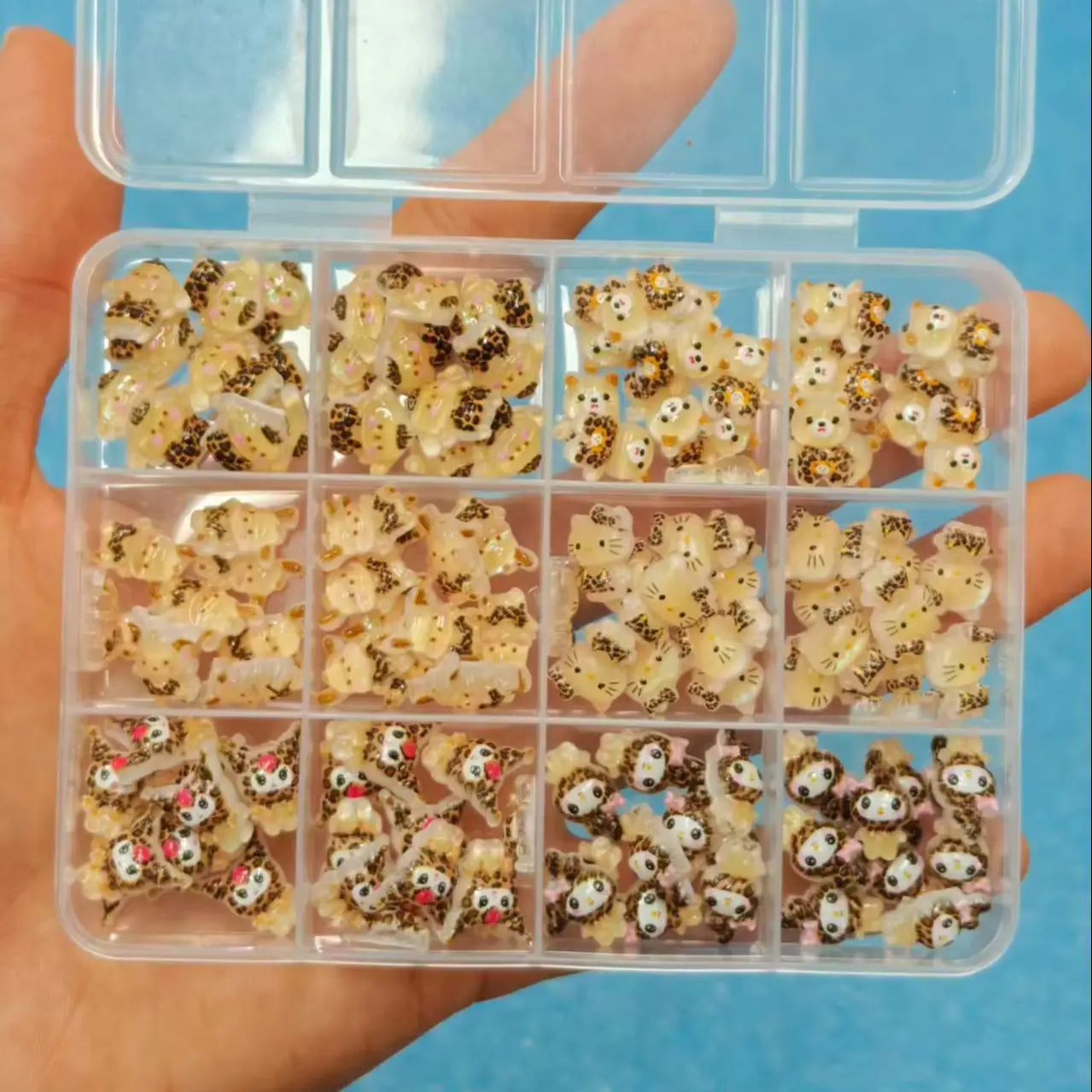 120PCS Boxed Mixed Sanrio Nail Charms Kuromi Cinnamoroll My Melody Resin Nail Decor DIY Manicure Nail Art Accessories
