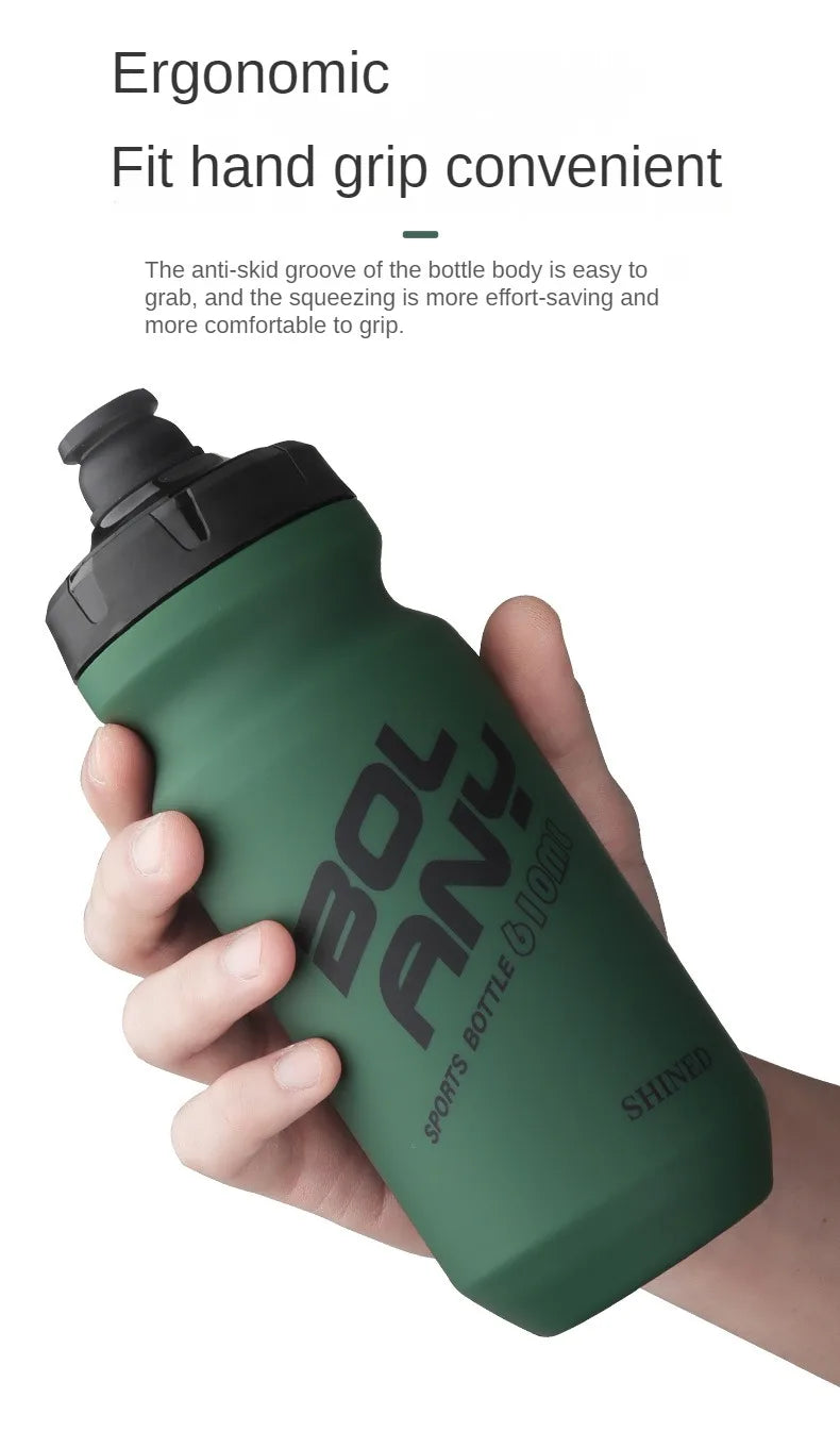 610ML Sports Water Bottle Rubber Paint Plastic Squeeze Bottle for Bicycles Portable Outdoor Cycling Kettle