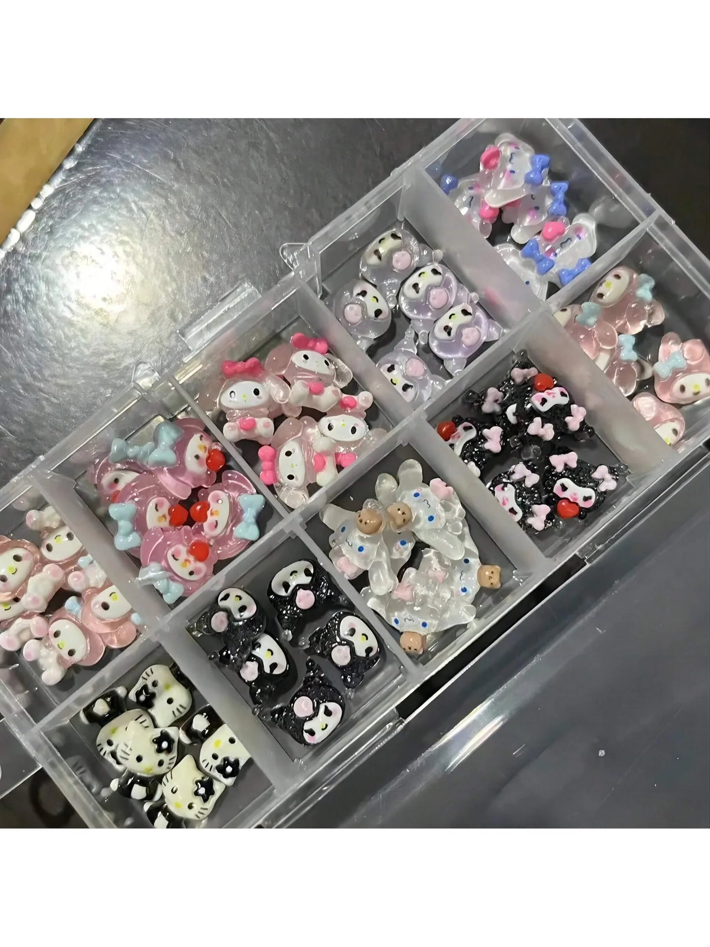 120PCS Boxed Mixed Sanrio Nail Charms Kuromi Cinnamoroll My Melody Resin Nail Decor DIY Manicure Nail Art Accessories