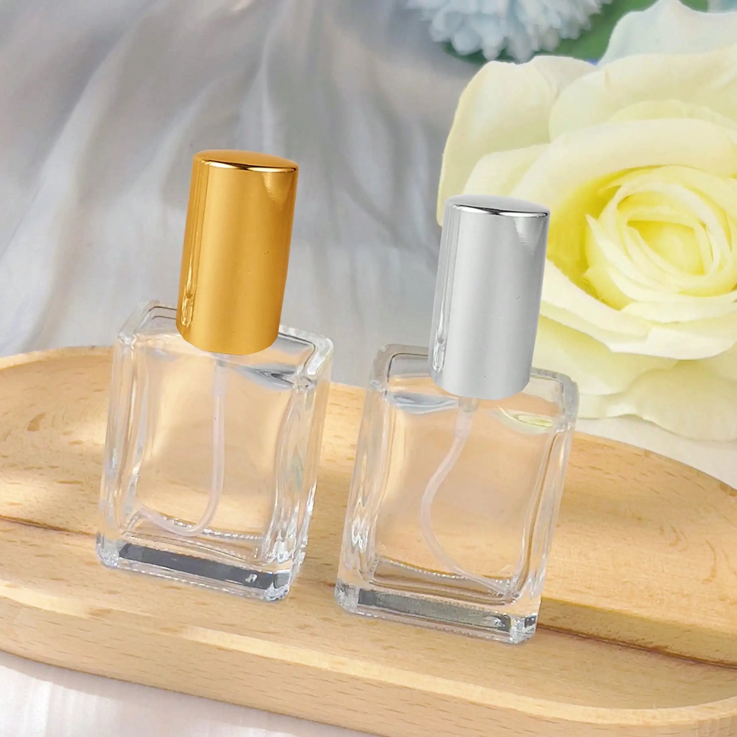 15ml Flat Square Refillable Perfume Cosmetic Water Spray Bottle, Portable Sample Skincare Water Beauty Empty Bottle, Transparent