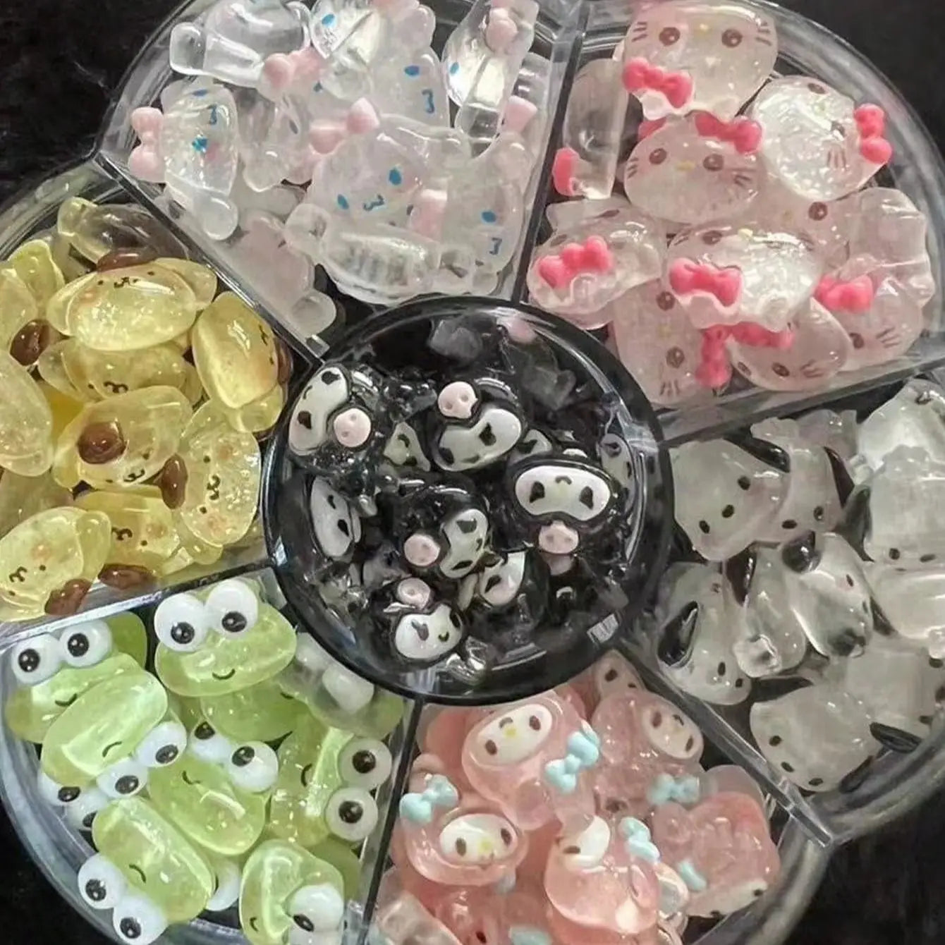 120PCS Boxed Mixed Sanrio Nail Charms Kuromi Cinnamoroll My Melody Resin Nail Decor DIY Manicure Nail Art Accessories