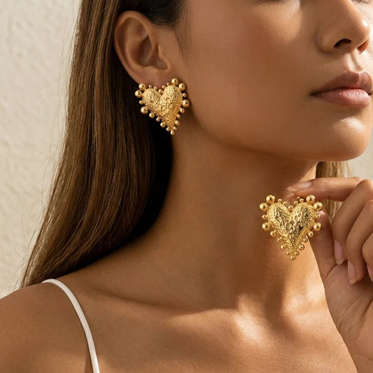 Vintage Textured Heart Stud Earrings Heart Statement Earrings For Women Daily Wear, Valentine's Day, Dating