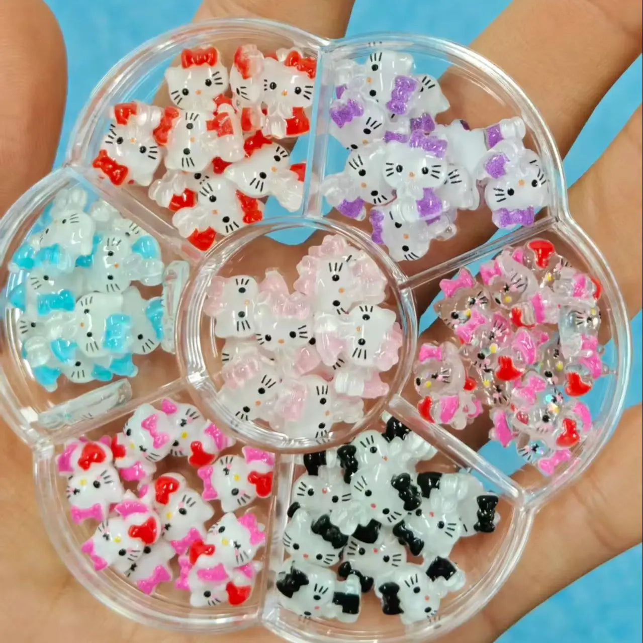 120PCS Boxed Mixed Sanrio Nail Charms Kuromi Cinnamoroll My Melody Resin Nail Decor DIY Manicure Nail Art Accessories