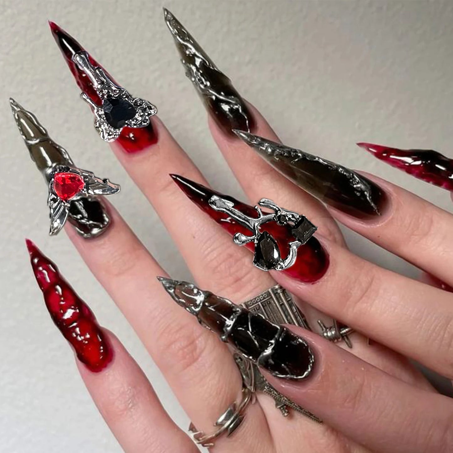 12 Grid Retro Alloy Nail Art Jewelry Gothic Punk Style Y2k Heart-Shaped Cross Spider Pattern DIY Nail Decoration Accessories