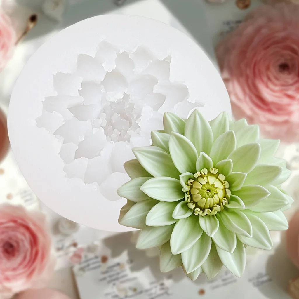 1 Piece 3D Elegant Rose Silicone Mold - Reusable Flexible Mold for Candles, Resin Art, Handmade Soap and Clay Making, Delicate Petal Design, Home Decoration, Valentine's Day Gift, Floral Shapes, Special Gift for Craft Enthusi