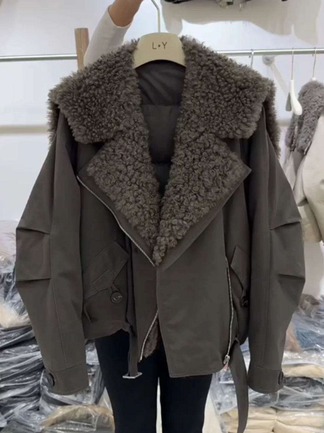 Winter Fashion Faux Fur Collar Padded Jacket Women Army Green Oversized Warm Thick Coat Drawstring Waist Streetwear Chic Tops