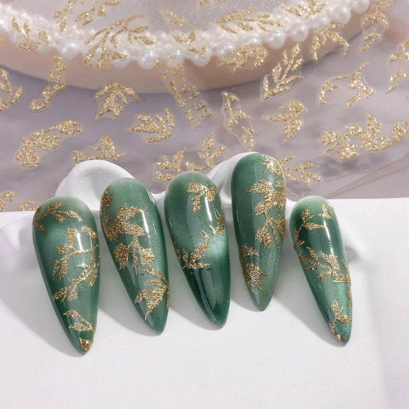 3D Hellgoldene Glitzer Blatt Nail Art Aufkleber Glänzender Glitzer Blätter Design selbstklebende Nail Art Dekorationen für DIY