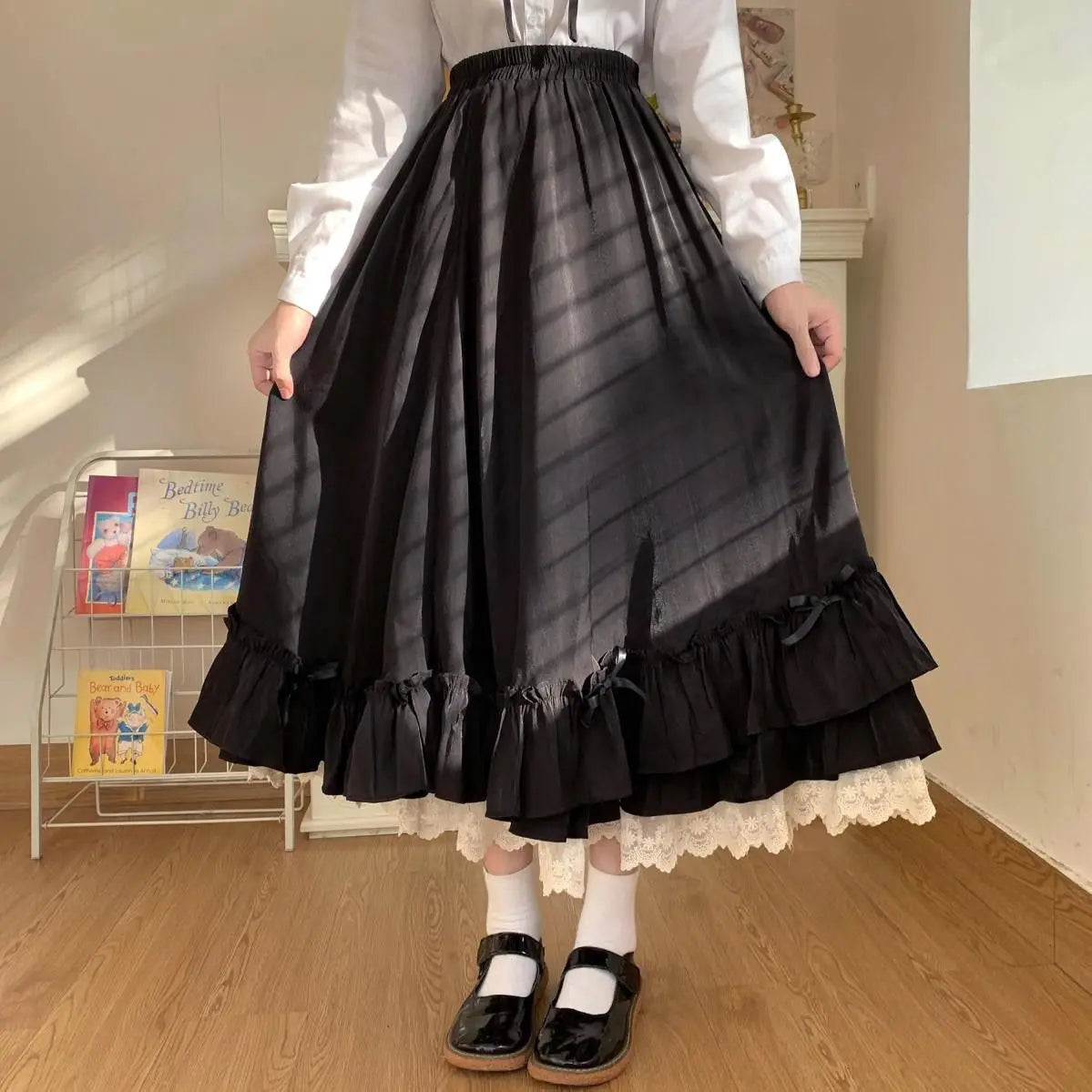 Black / White Long Skirts Y2K Vintage Lace Ruffled Pleated Goth Skirts Women Japanese Kawaii Preppy Style Korea Gothic Clothing
